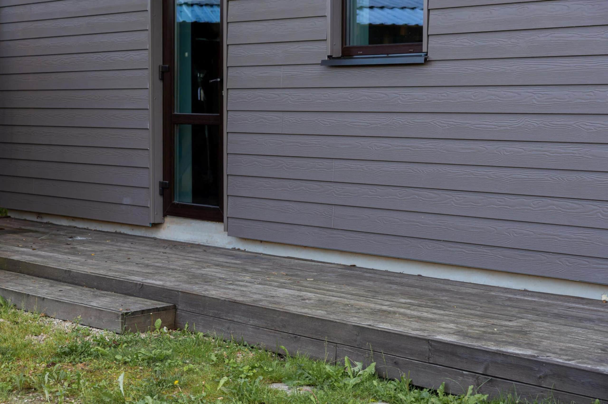 Long-lasting Insulated Siding: A Comprehensive Guide